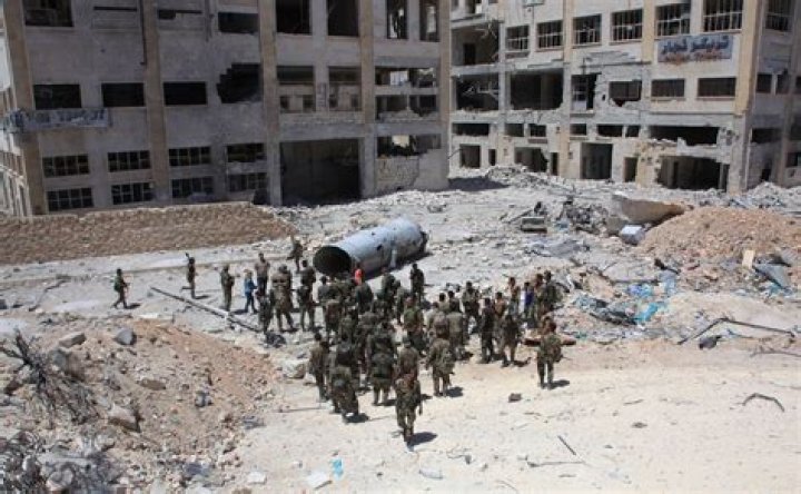 Whats a proxy war?