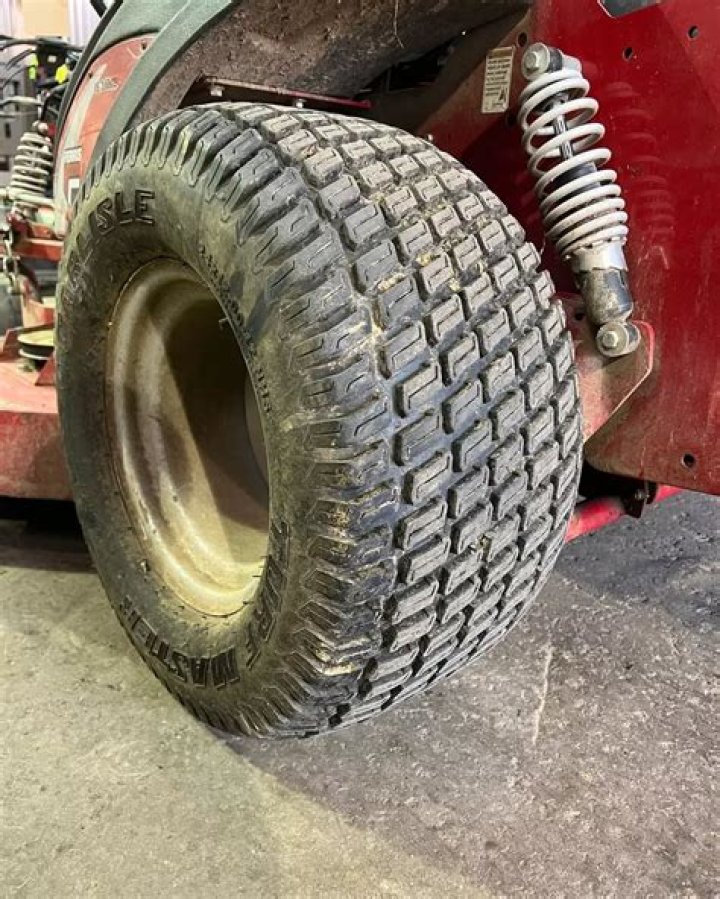 Where carlisle tires made?