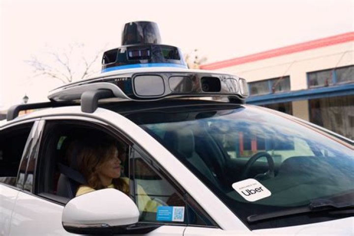 Where is sarah tanner outriders?