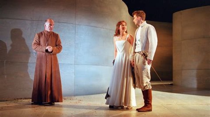 Who dies in act three of romeo and juliet?