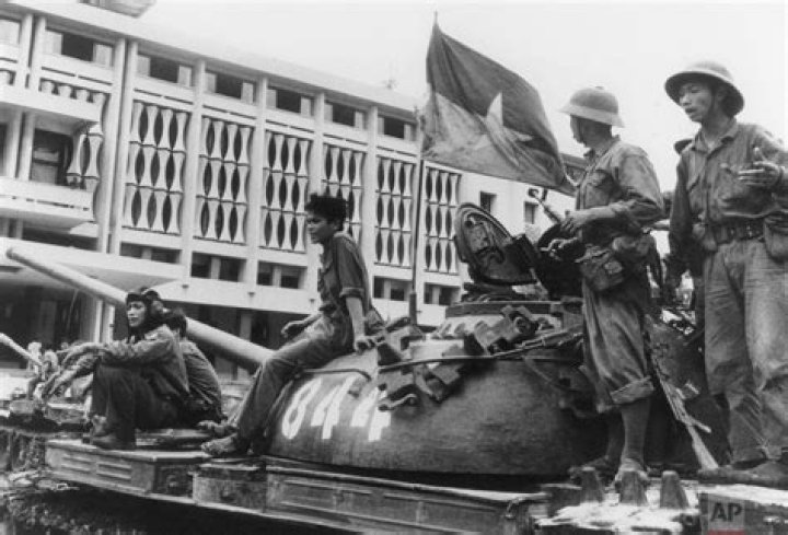 Who ended the vietnam war?