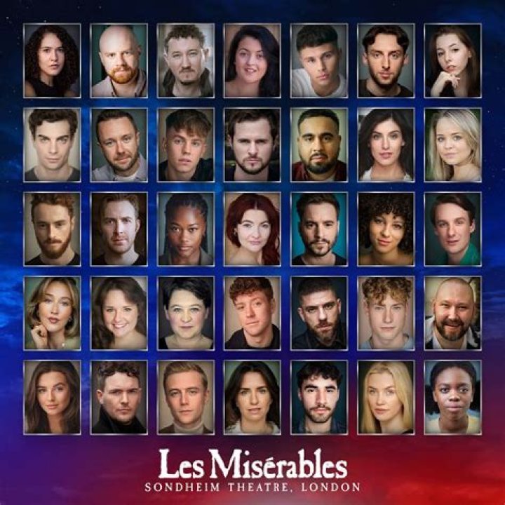 Who has played the innkeeper in les miserables?