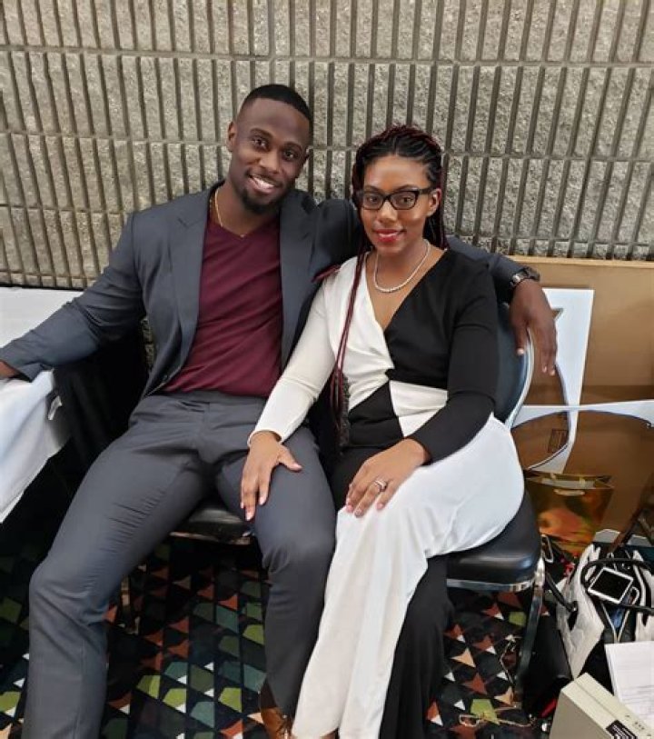 Who is derrick jaxn wife?