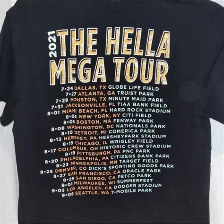 Who is on the hella mega tour?