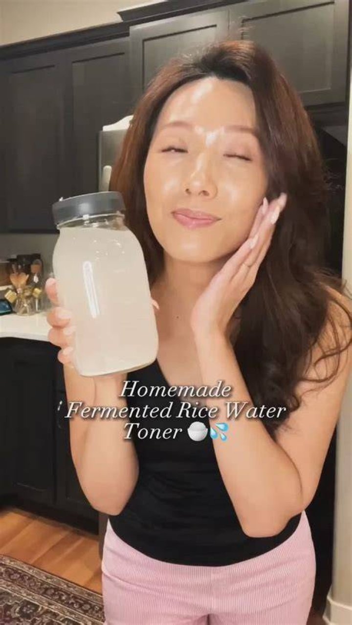 Who to make rice water?