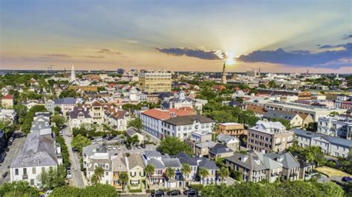 Why charleston is the best city?