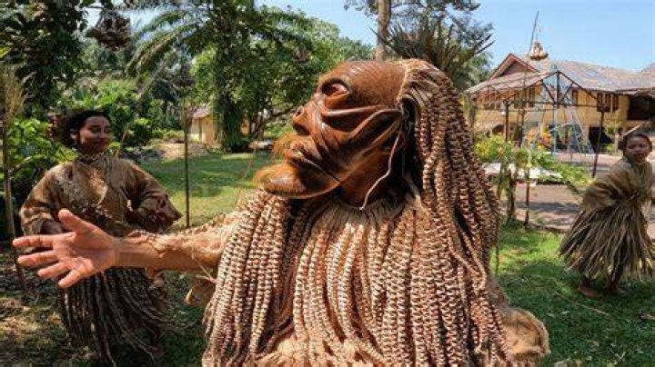 Why is kampung spirit important?