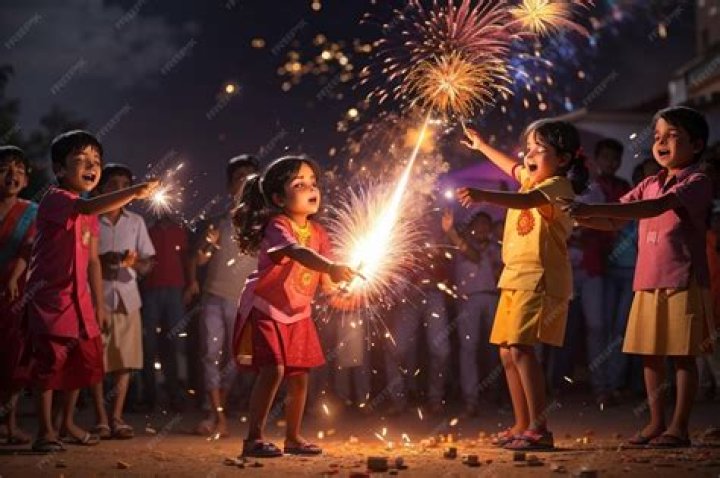 Why we firecrackers on diwali?