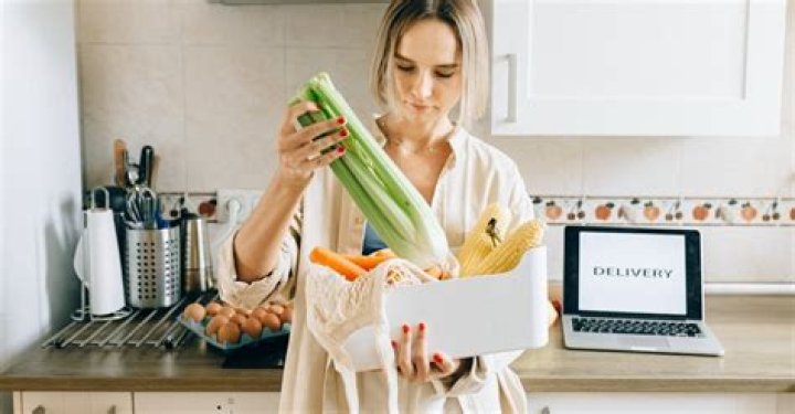 Will food spoil at 60 degrees?